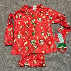 BNWT Boys “Elf Movie” themed 2pc Pajamas (Size 10/12)